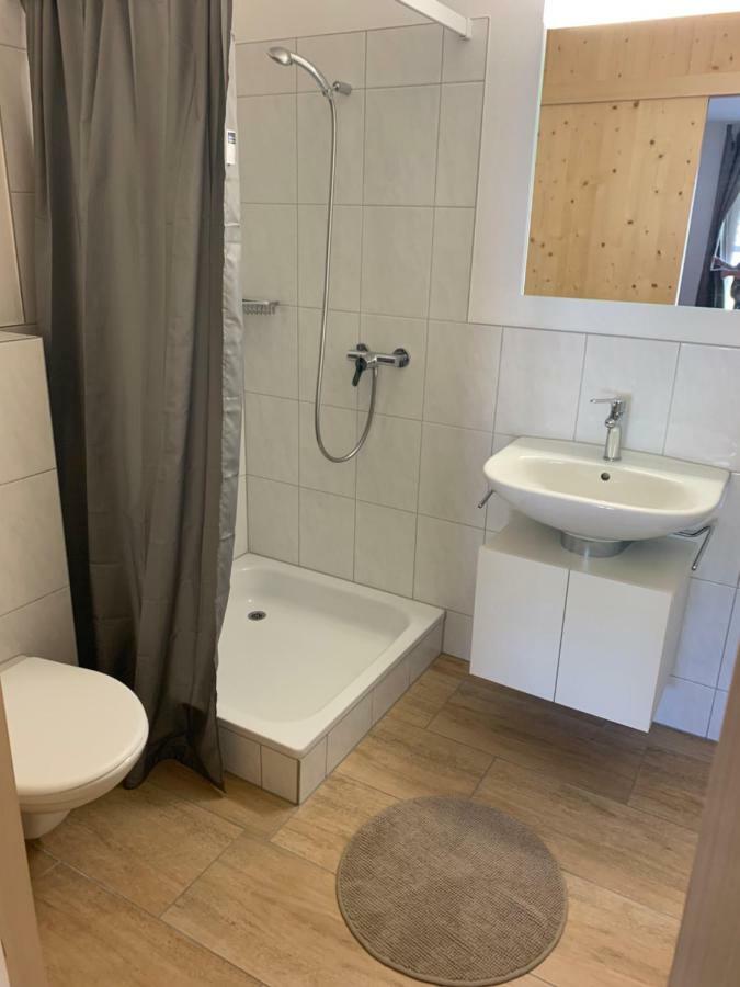 Haus Baracca Apartment Vella Екстериор снимка