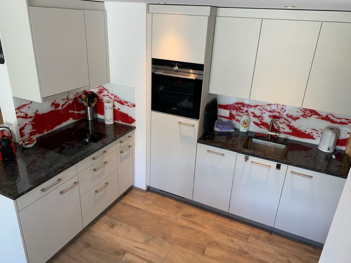 Haus Baracca Apartment Vella Екстериор снимка