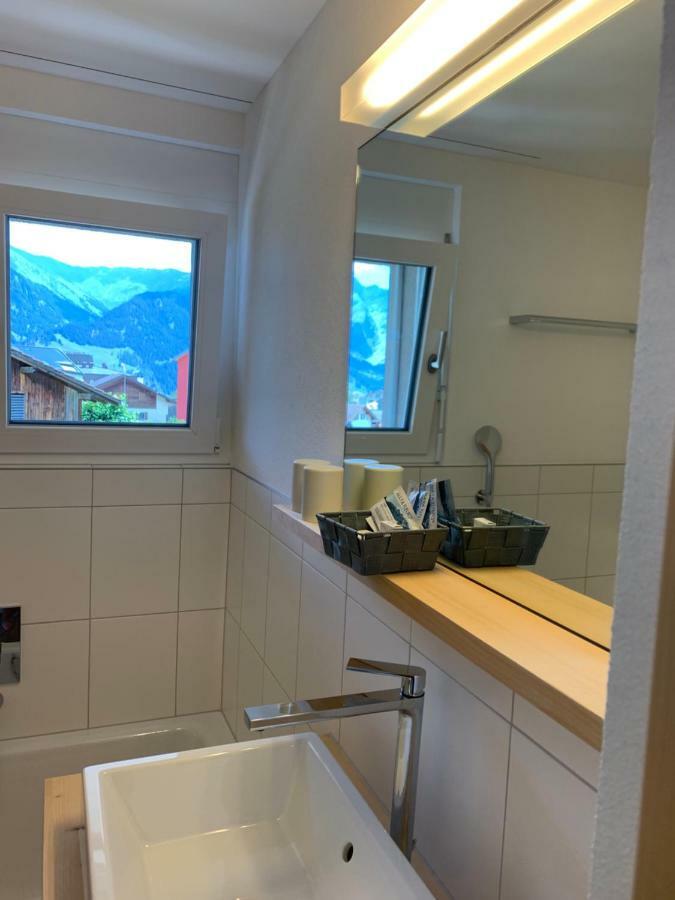 Haus Baracca Apartment Vella Екстериор снимка